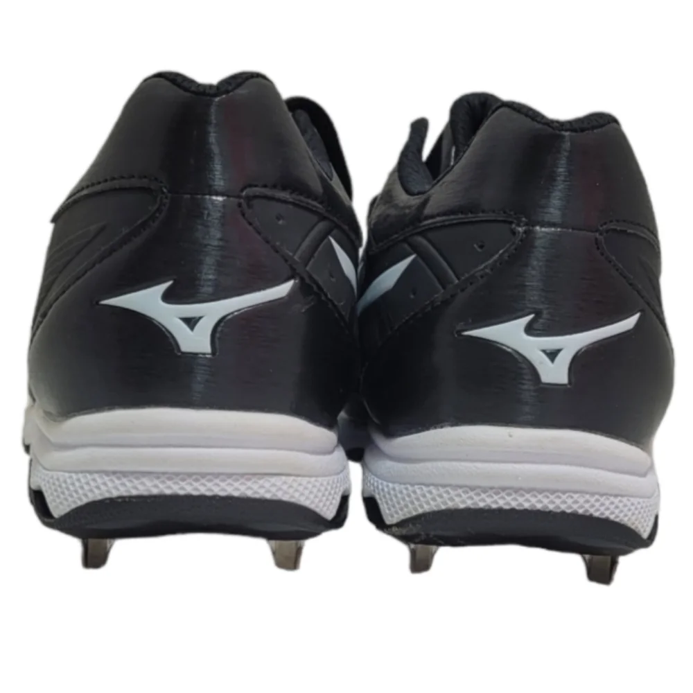 Mizuno Men's Black and White Athletic Cleats